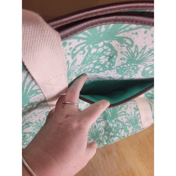 Bahamas Big ZIPPER, Embroidered CANVAS TOTE BEACH BAG. Teal And White - Picture 2 of 7